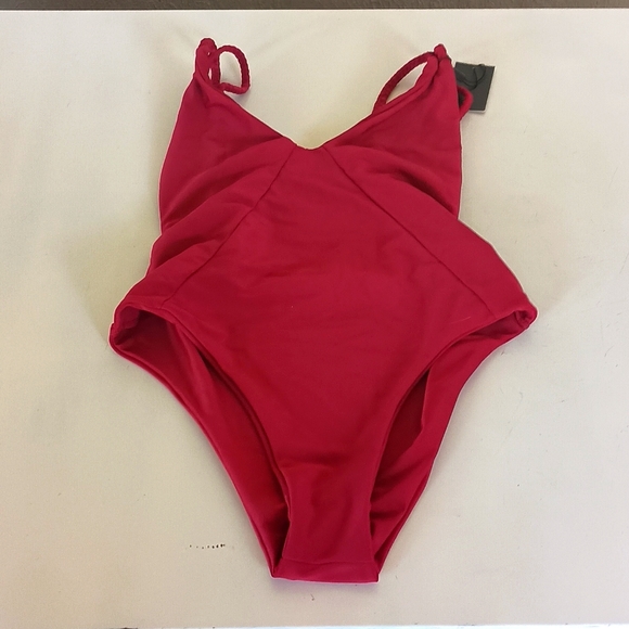 Swim suit - Picture 1 of 3